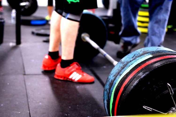 Podología deportiva en CrossFit cómo prevenir lesiones en los pies